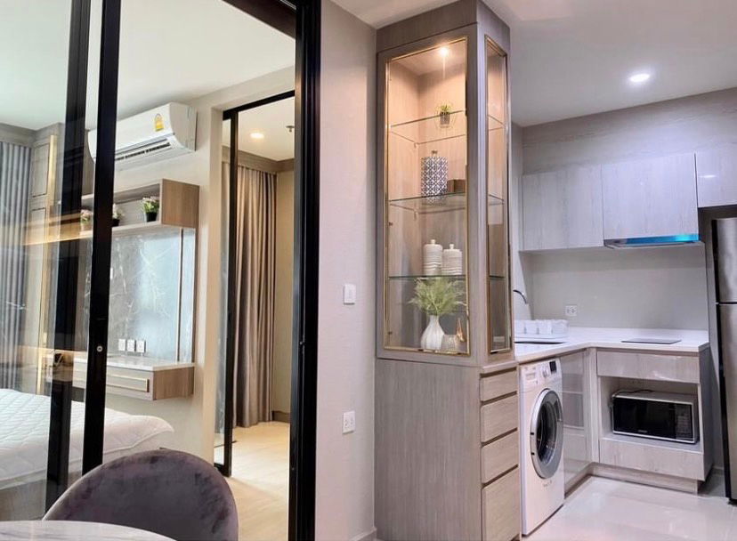 Luxury Room at Life Asoke 🔰Line : p.ppry