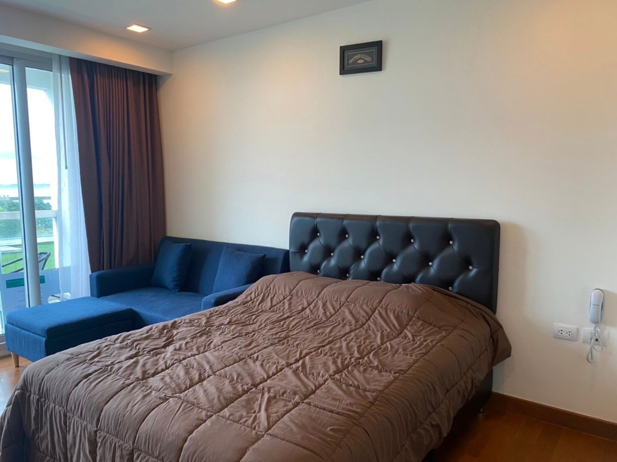 For rent the Palm wongamat beach Fornt pattaya Studio short and long term (S03-1103)