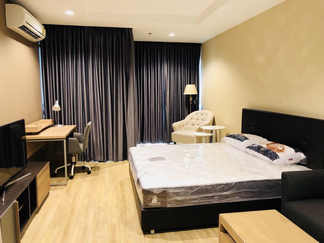 Condo for rent, Ladda Plus, fully furnished, sea view, near Robinson, Central Sriracha, only 5 minutes.