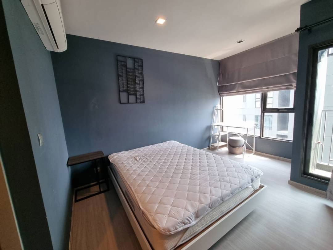 Condo For Rent!! Life Asoke Rama9
