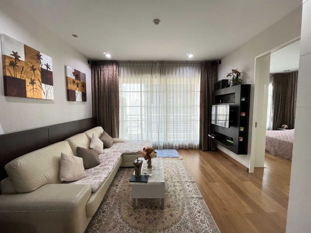 Baan Klang Krung. 2beds 85sq.m.  Line id: @pfagent
