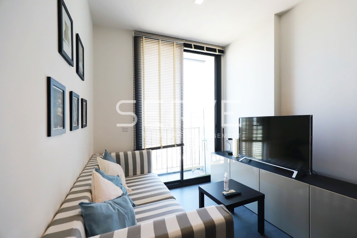 1 Bed Homey Style High Fl. 25+ Good View & Good Location BTS Asok 250 m. & MRT Sukhumvit 200 m. at Edge Sukhumvit 23 Condo / For Rent