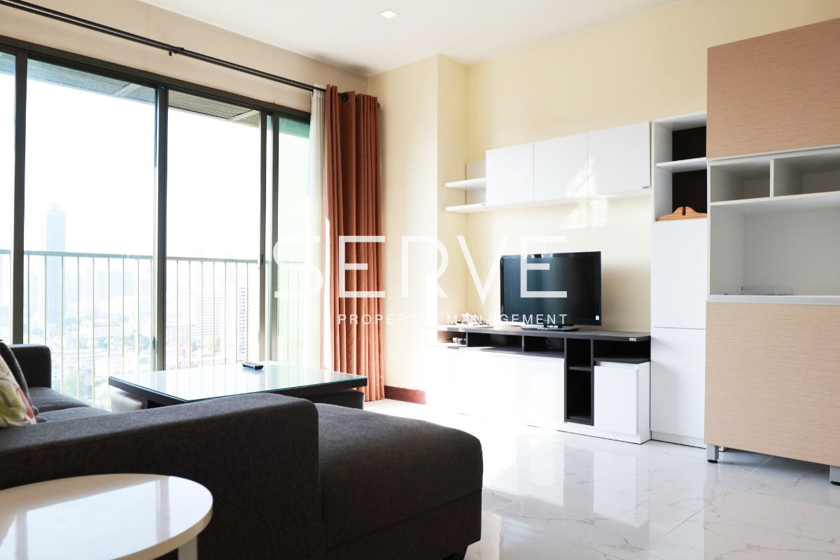 Condo For Rent 2 Beds with Bathtub on High Floor in city view .Shuttle but to BTS Thonglo