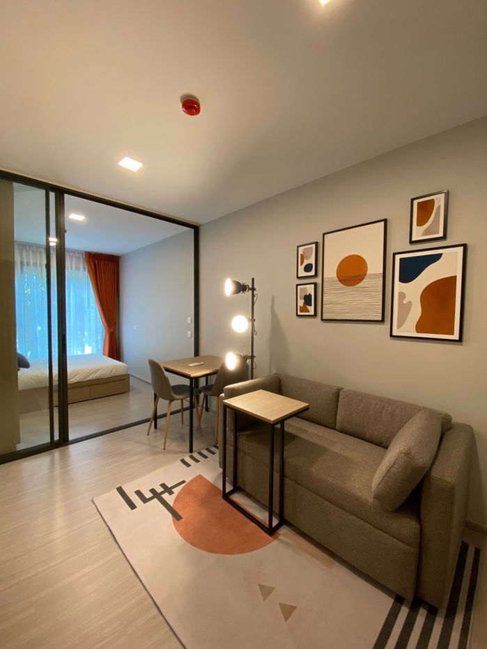 The Privacy 101 with shuttle bus to BTS Punnawithi