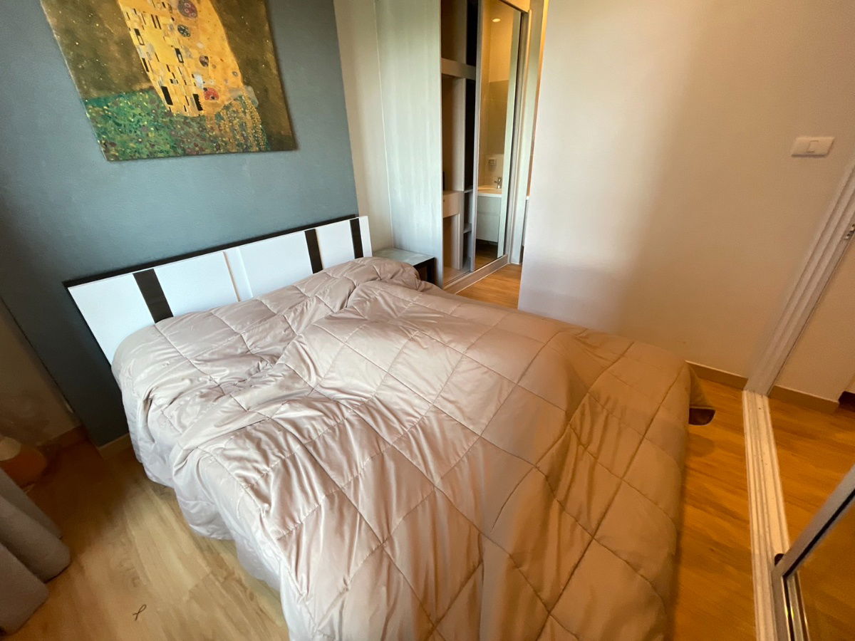 🌊🌊🌊🌊The zea Sriracha🌊🌊🌊🌊