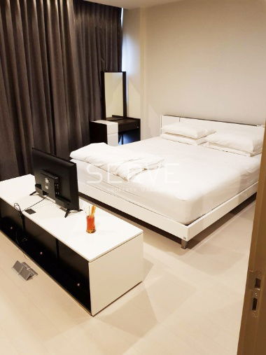 🔥🔥Hot Price 60K🔥 Corner Room 2 Beds with Unblock View of Ploenchit City Next to BTS Phloen Chit at Noble Ploenchit Condo / For Rent