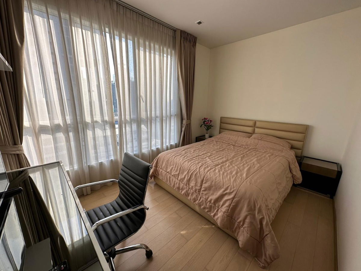 Rent HQ Thonglor, beautiful room, fully furnished, near BTS Thonglor. If interested, contact Line.