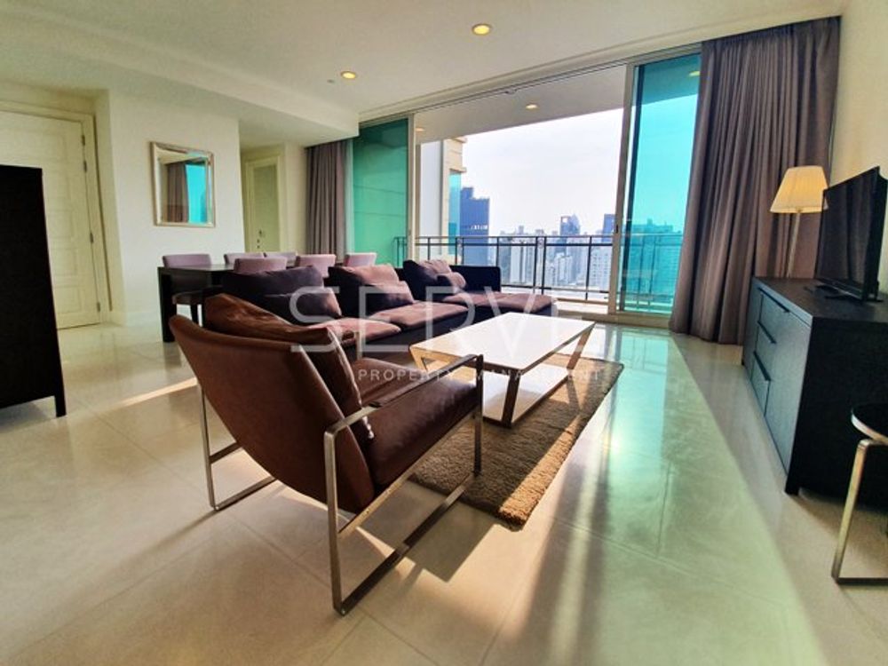 现代豪华风格 3 床房，带浴缸 超高楼层