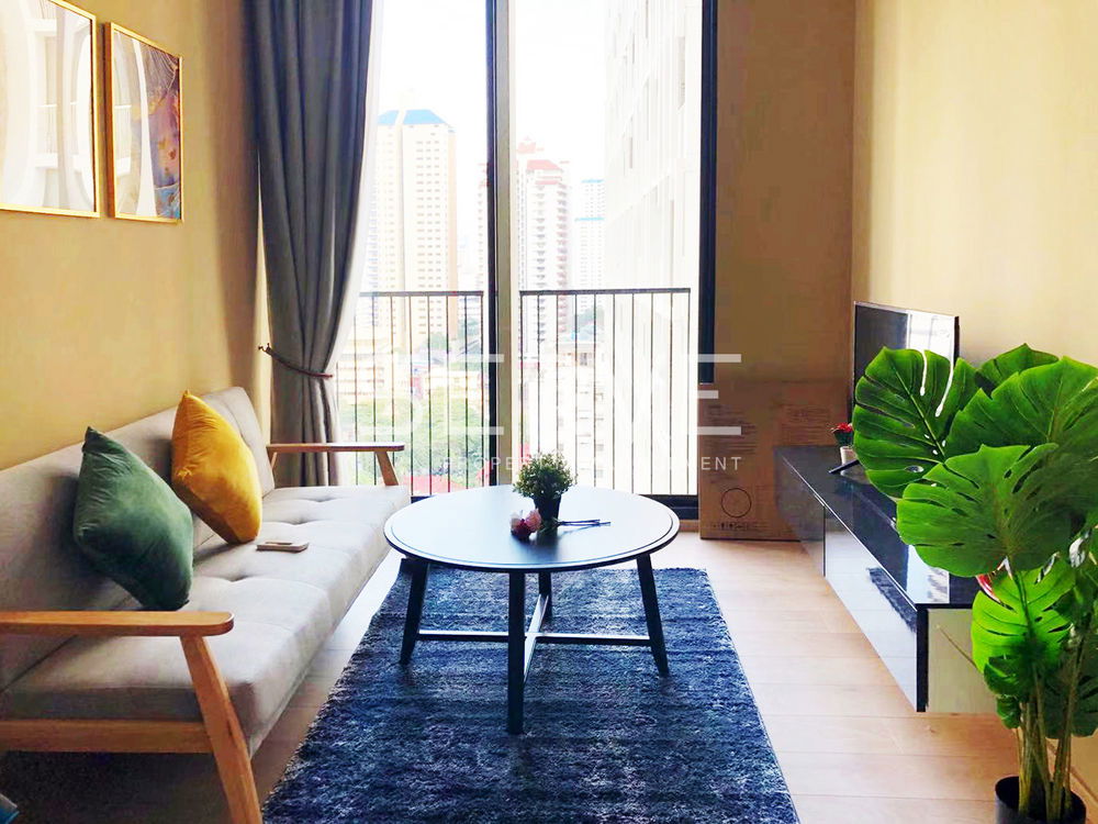 1 Bed High Fl. East side Close to BTS Asok and MRT Sukhumvit  550 m. / Condo For Rent-Noble BE19