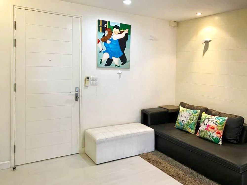 For RENT CONDO at The Bangkok Sathorn - BTS Surasak station - 1 Bd-The Bangkok Sathorn Taksin