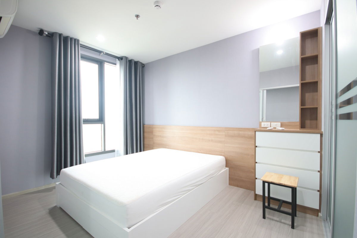 FOR RENT The Parkland Phetkasem 56 13000 BAHT per MONTH