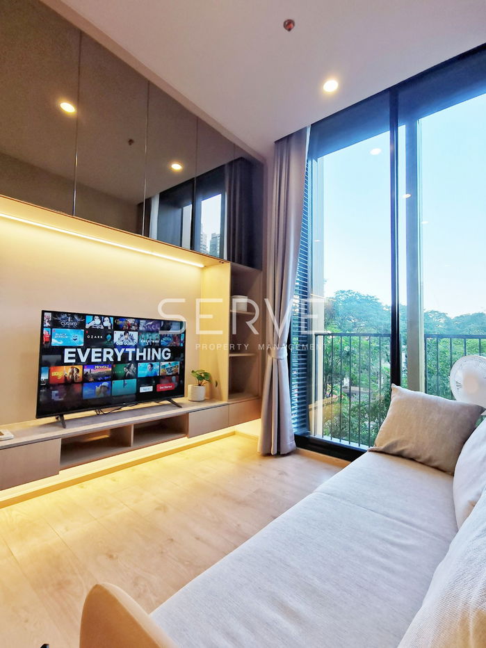 🔥🔥1 Bed Modern Style Good Location in Asoke Area New Condo Close to BTS Asok & MRT Sukhumvit 550 m. at Noble BE19 Condo / For Rent