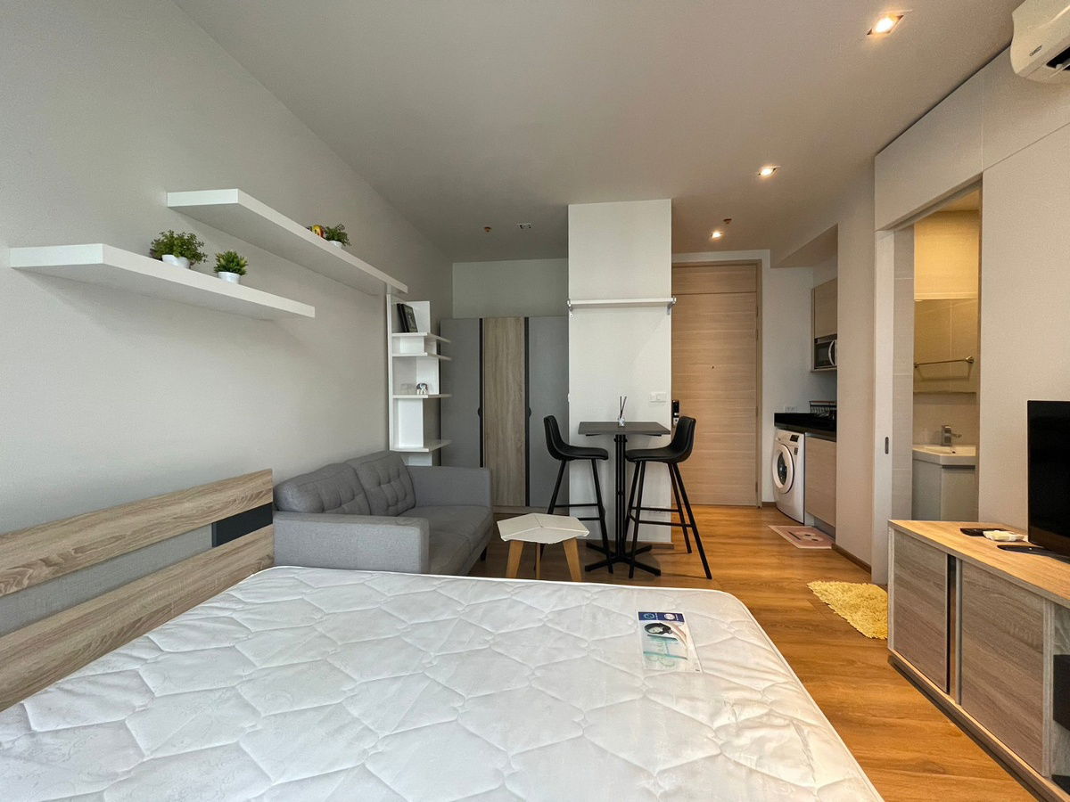 for rent park24 BTS Phompong studio 27.32sqm.
