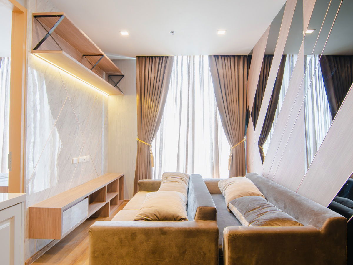 🔥23K🔥 - Nice Room 1 Bed with Bathtub & Washlet High Fl. 10+ Good Location Close to BTS Phrom Phong 500 m. at Noble BE33 Condo / For Rent