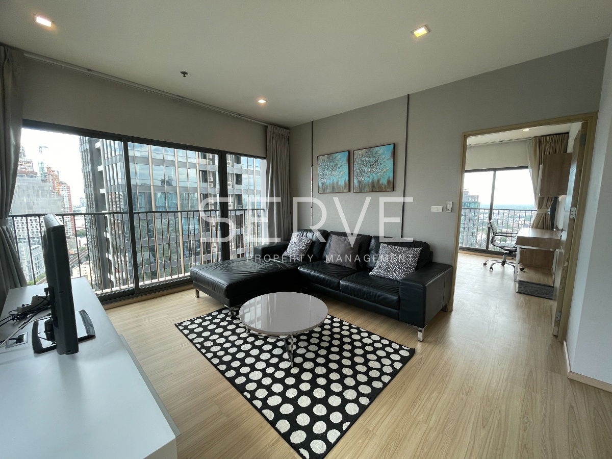 转角单元 1 床 1 浴室，带浴缸 漂亮的房间 完美的位置 BTS Thong Lo At Condo Noble Remix / 出租公寓