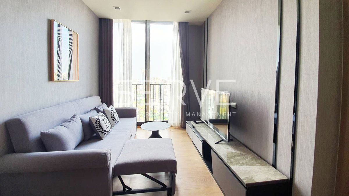 🔥1 Bed Modern Style High Fl 20+ Good Location New Condo Close to BTS Phrom Phong 500 m. at Noble Around 33 Condo  / For Rent