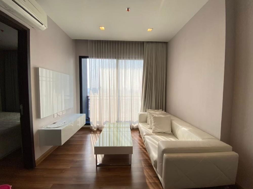 Ivy Ampio | For rent 1 Bedroom Nice View and Quiet Direction Side Near Central Rama 9