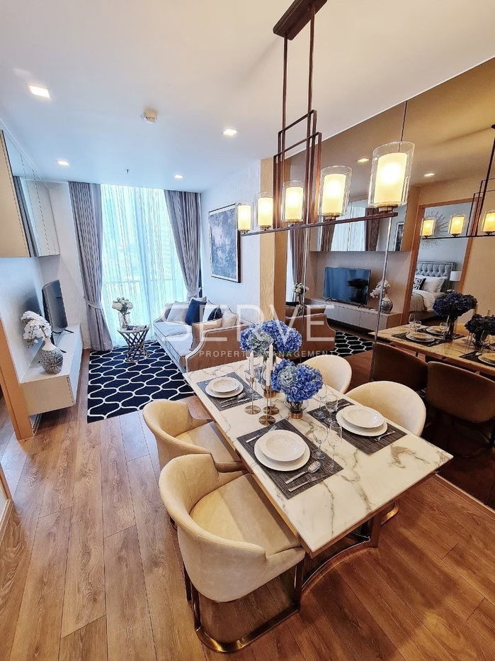 🔥🔥Nice Decorate 2 Beds with Bathtub & Washlet Corner Unit with South Side New Condo Close to BTS Phrom Phong at Noble BE33 / Condo For Rent