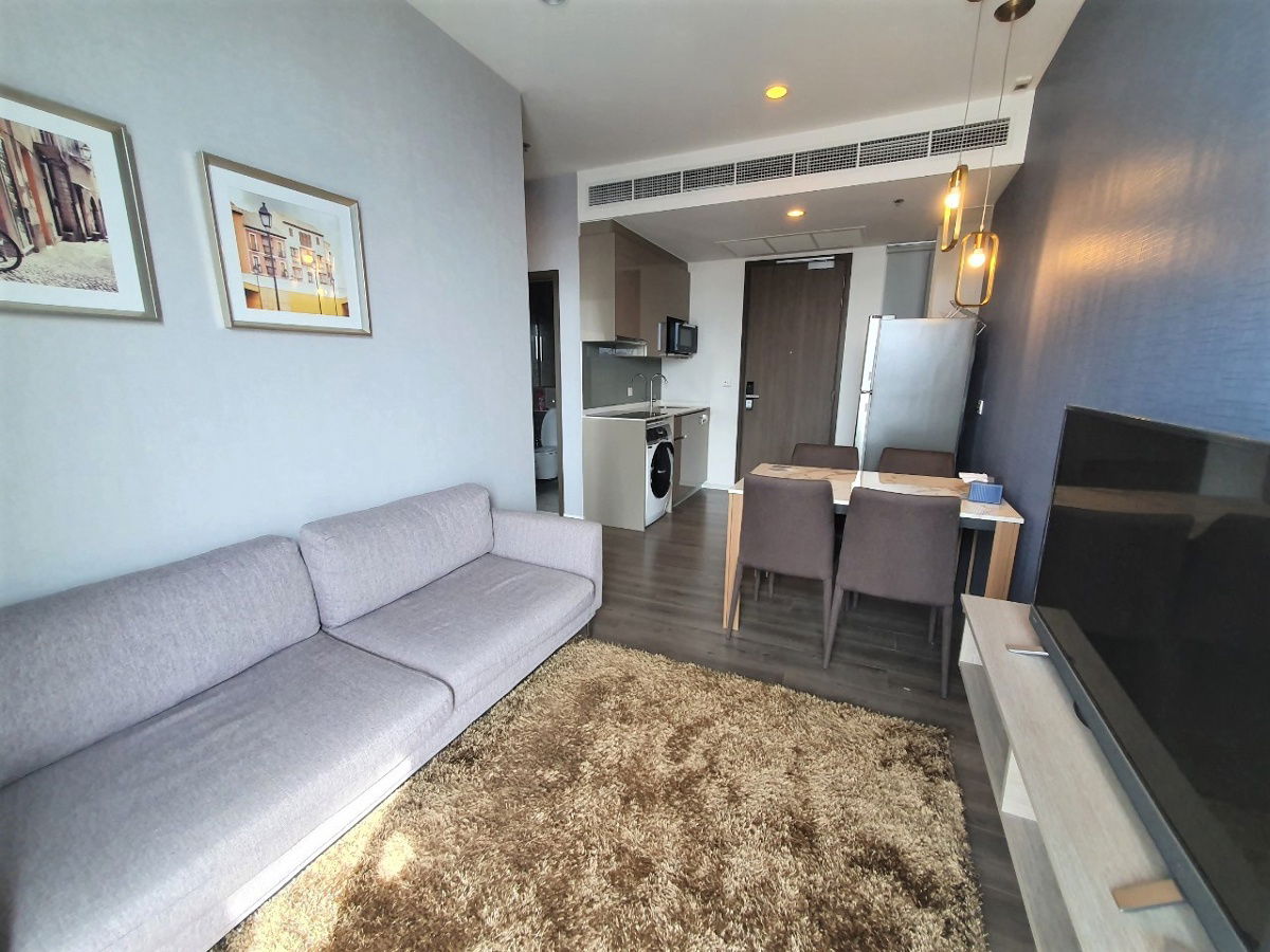Condo for rent in Whizdom Essences Sukhumvit 101 (BTS Punnawithi Station) (SA-01) LINE ID: @thelivingbkk