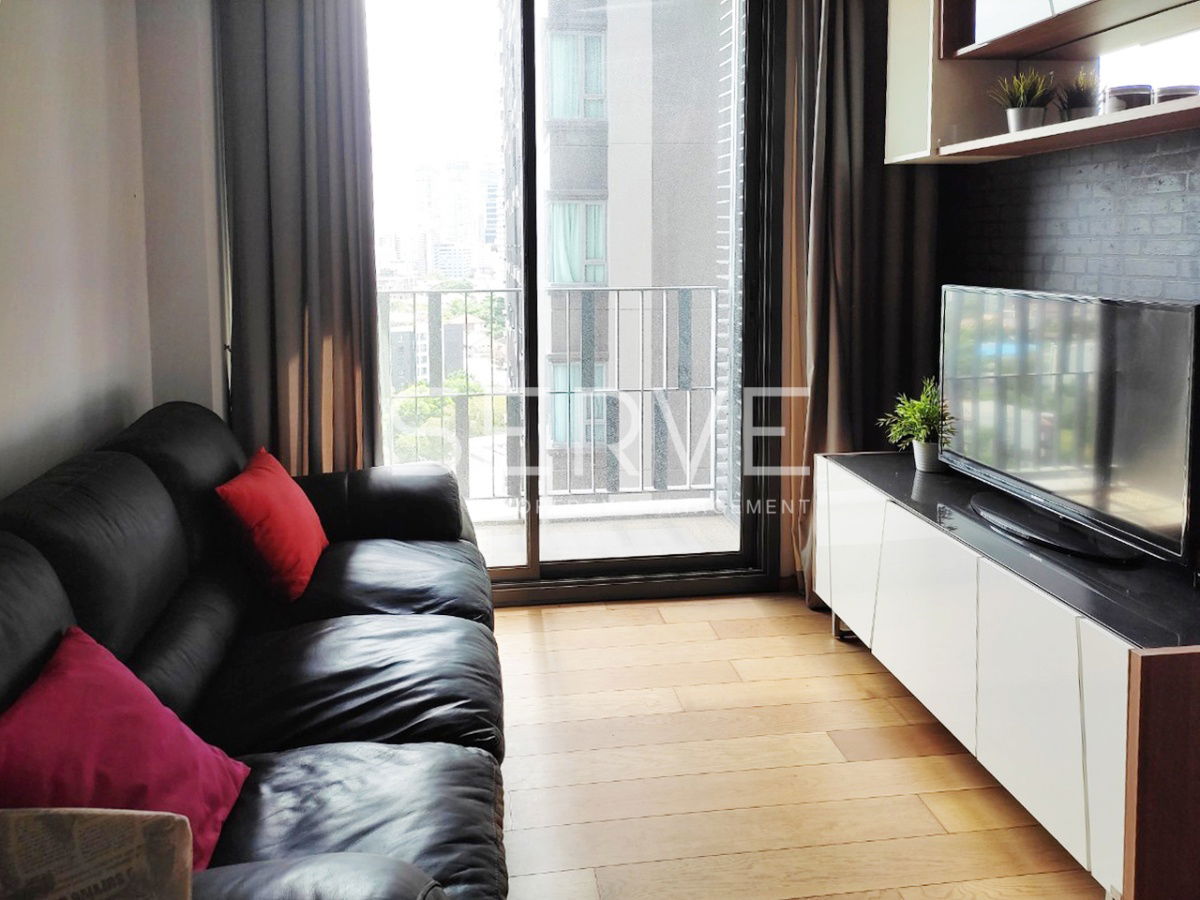 配备 1 张床的漂亮客房，位置优越，毗邻 BTS Thong Lo 100 m。