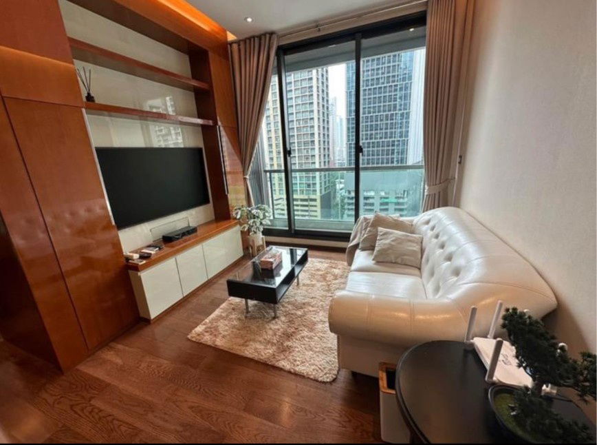 for rent The Address Sukhumvit28. 1bed 45sqm. Line id: @pfagent