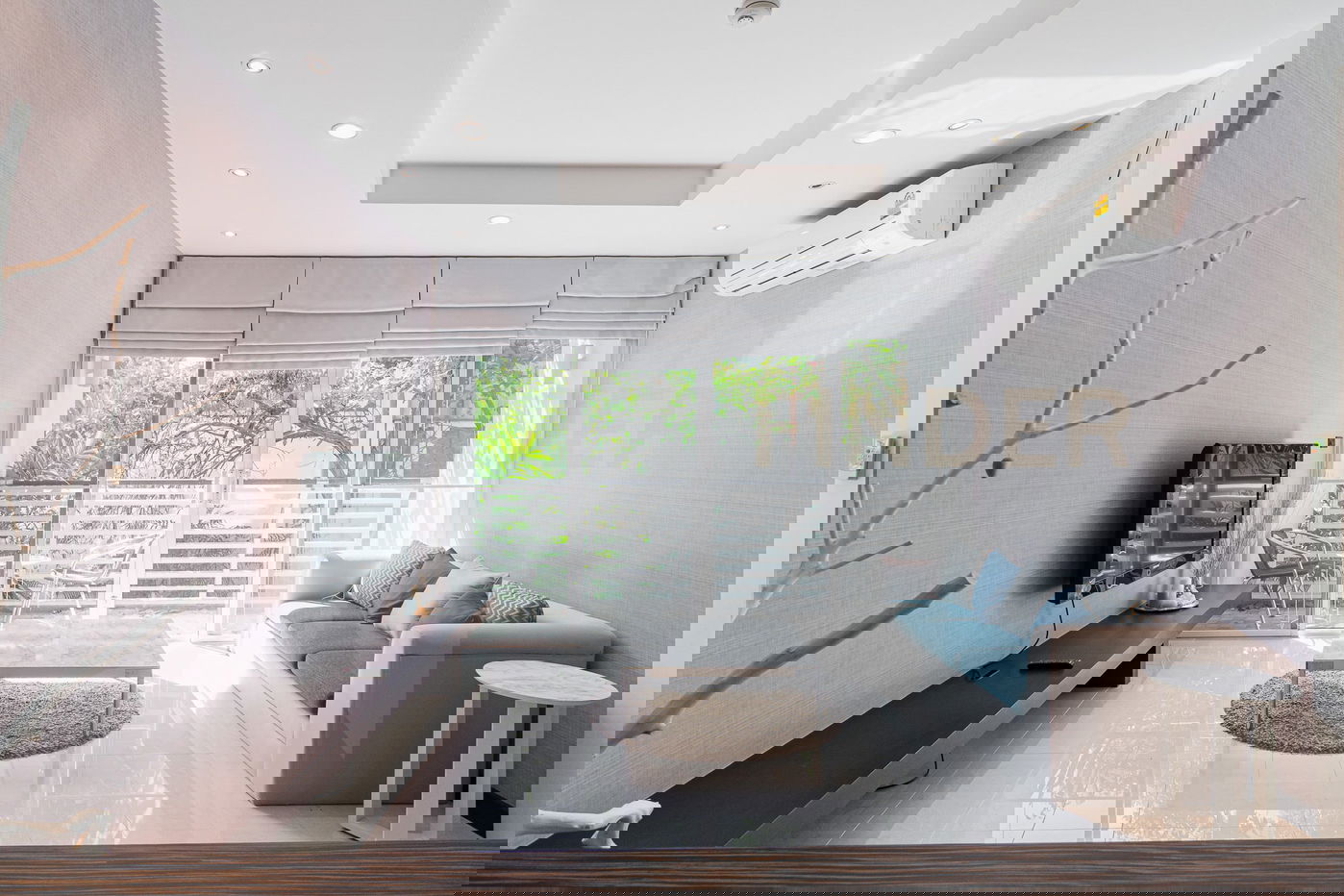 Avenue 61 2 bedrooms, for rent