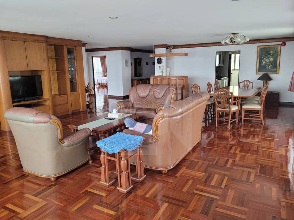 The Habitat Sukhumvit 53 3 bedrooms, for rent