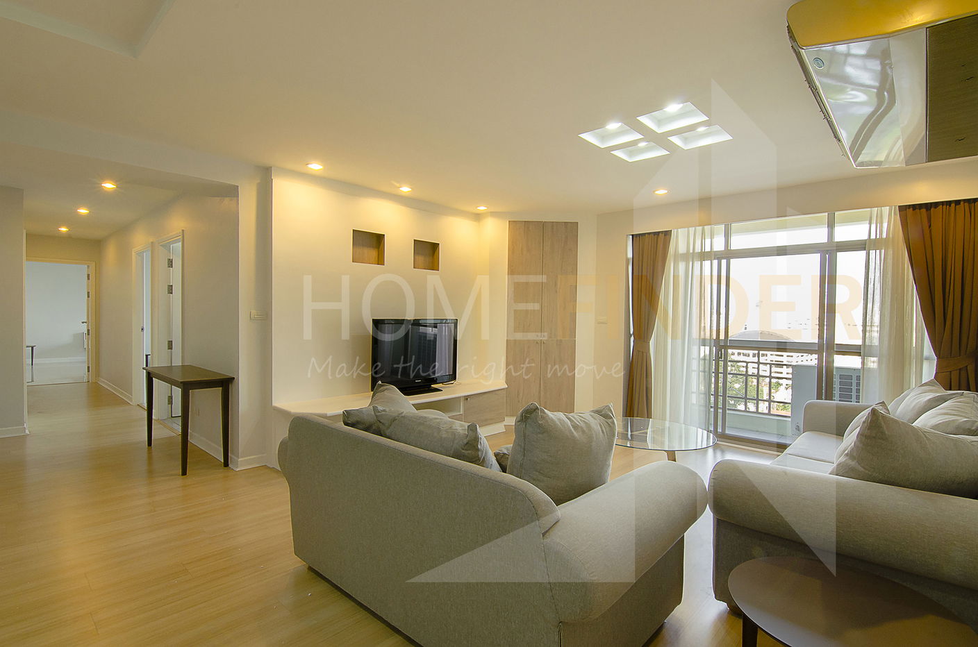 รอยัล คาสเซิล 3 ห้องนอน, ให้เช่า