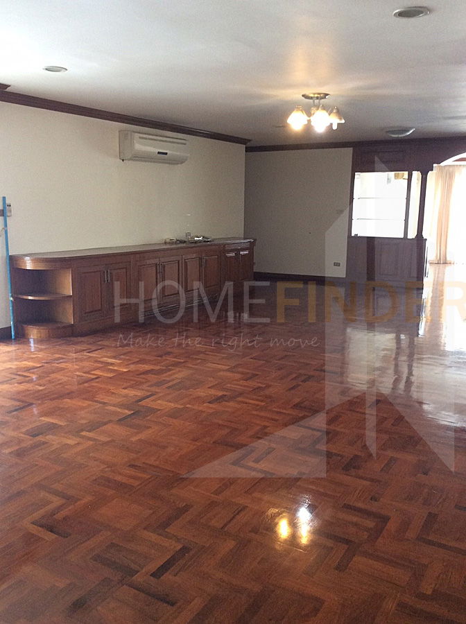 Regent ရှိ Park 3 အိပ်ခန်း 3 ခန်း ငှားရန်ရှိသည်။