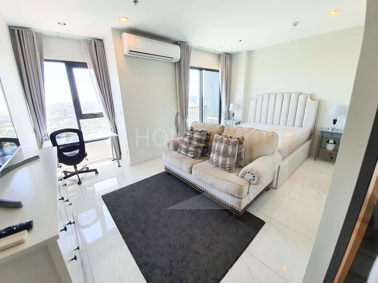 C Ekkamai 3 bedrooms, for rent