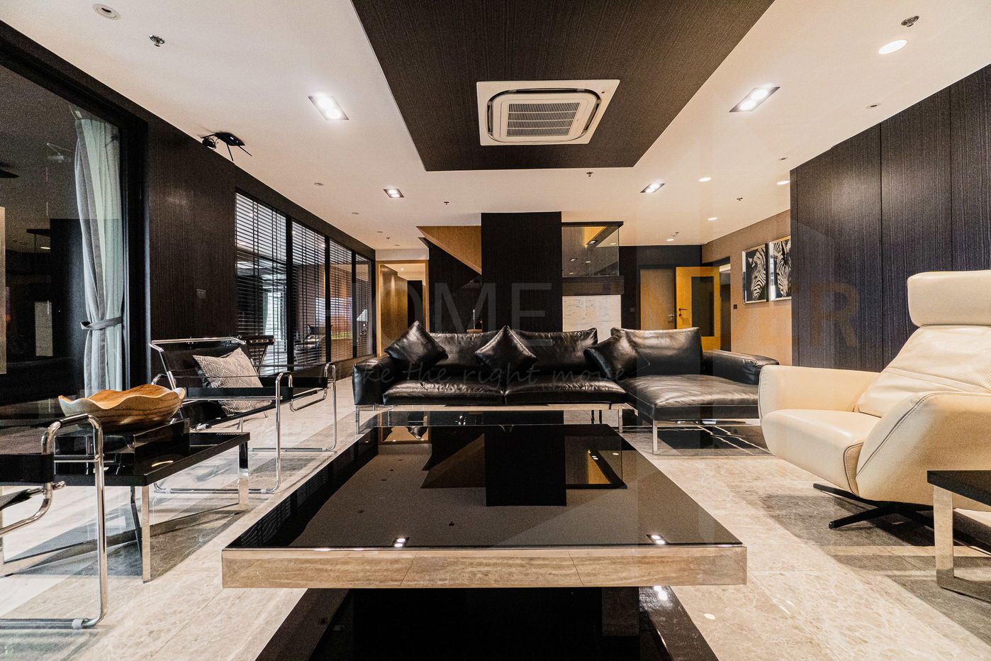 The Master Centrium Asoke-Sukhumvit 4 bedrooms, for rent