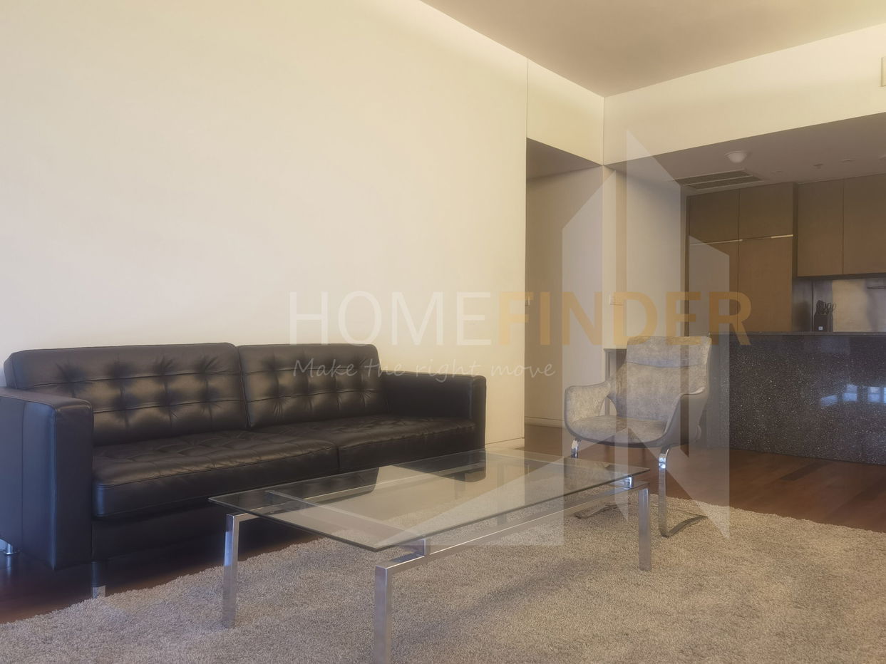 Hansar Rajdamri 2 bedrooms, for rent