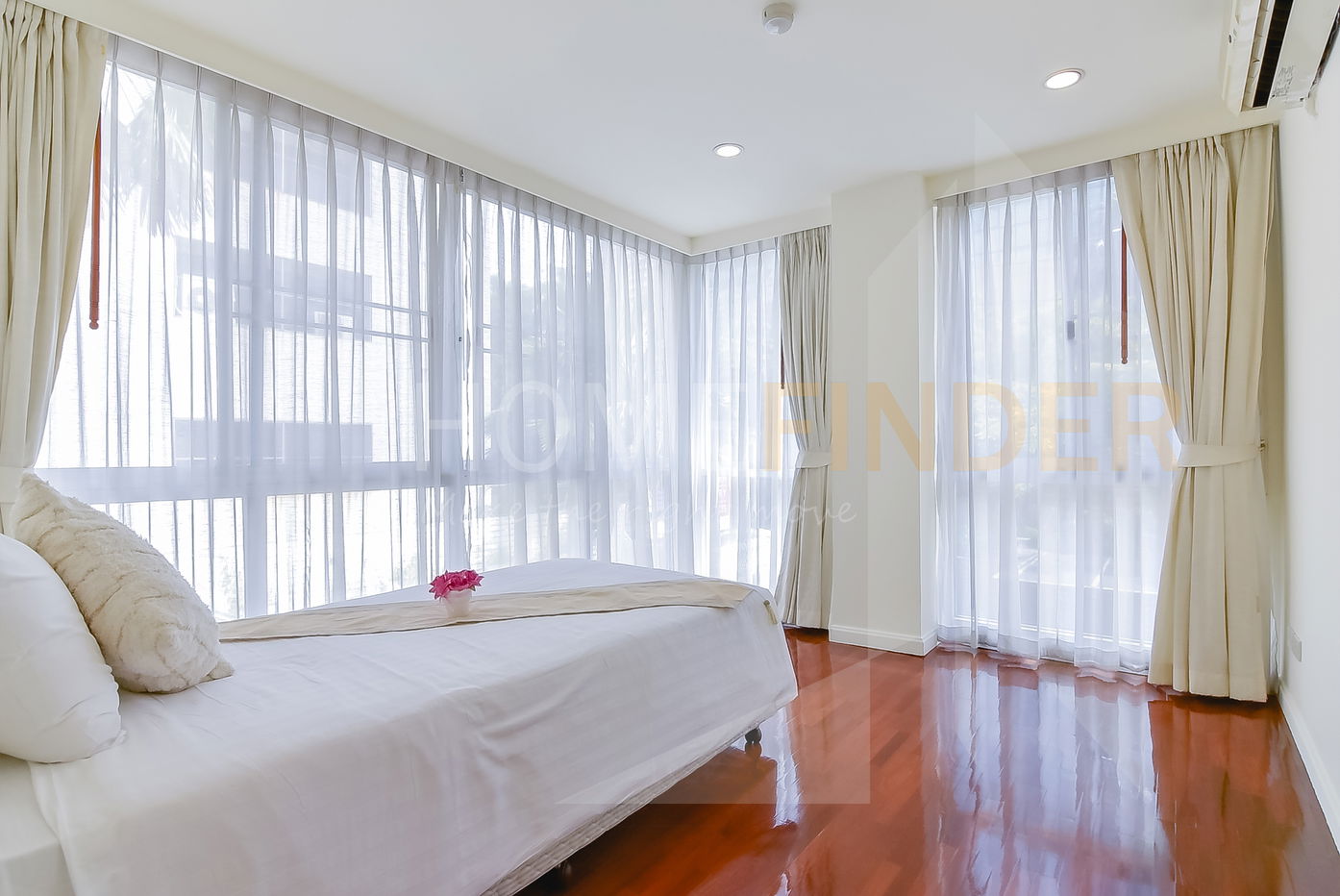 Sathorn Gallery Residences 3 bedrooms, for rent