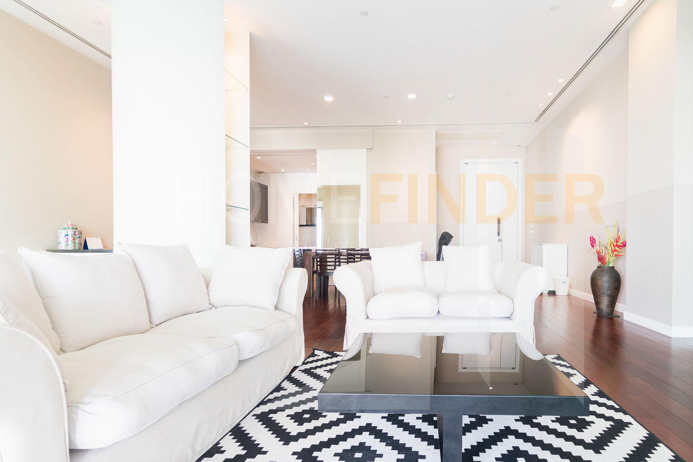 เลอ รัฟฟิเน่ จัมบู ดีวิภา สุขุมวิท 39 2 ห้องนอน, ให้เช่า