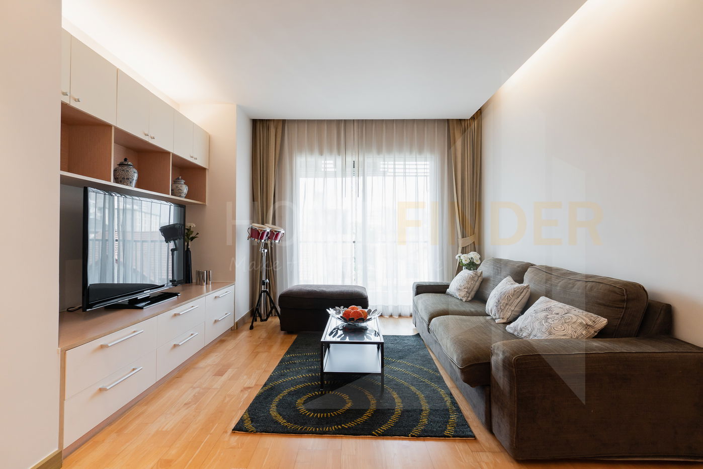 Residence 52 2 bedrooms, for rent