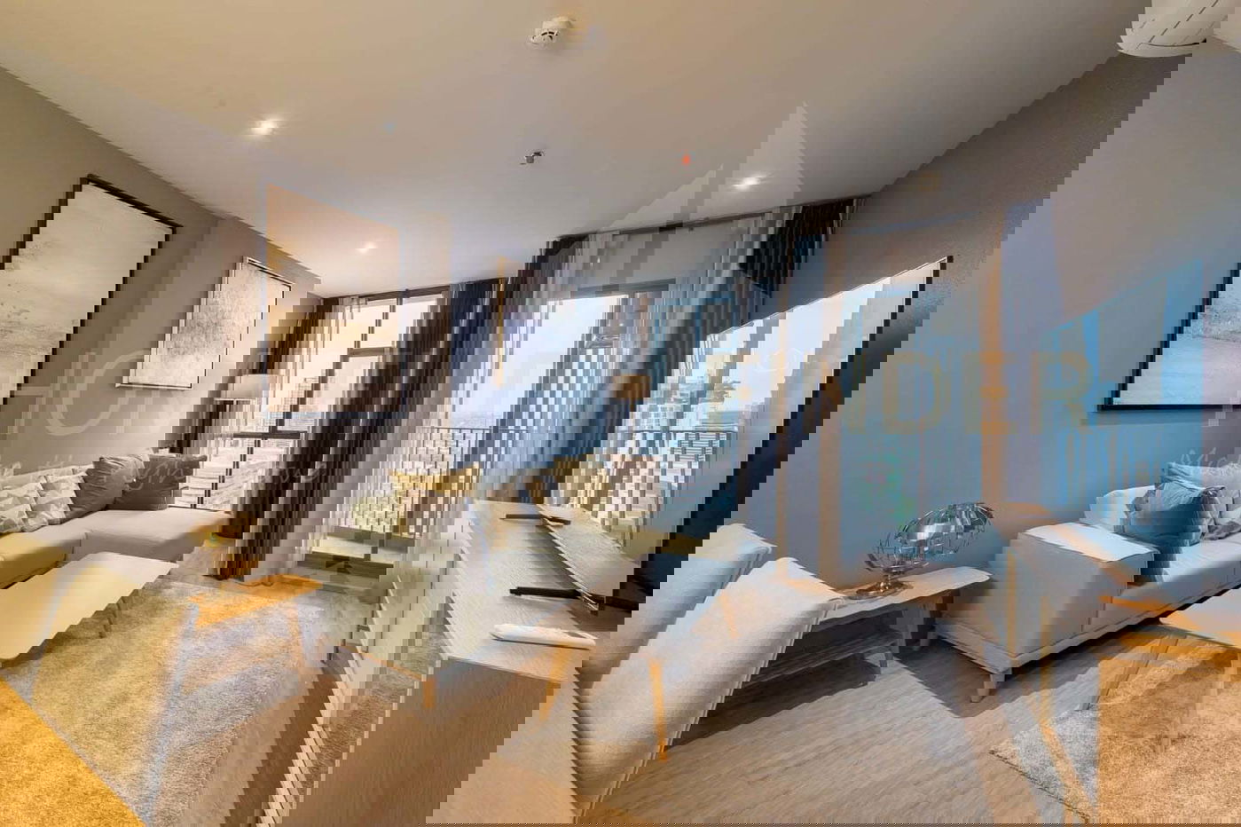 RHYTHM Ekkamai 3 bedrooms, for rent