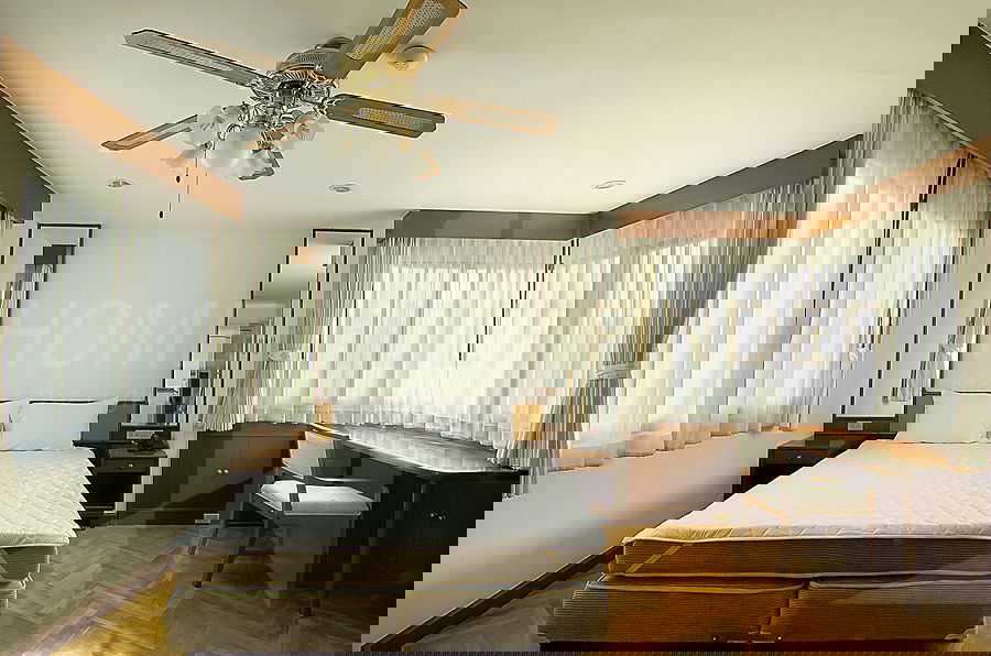 Four Wings Mansion 3 bedrooms, for rent