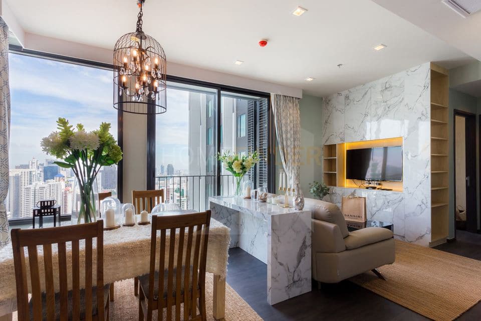 Edge Sukhumvit 23 2 bedrooms, for rent