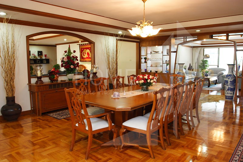 GM Mansion တွင် အိပ်ခန်း ၄ ခန်း ငှားရန်ရှိသည်။