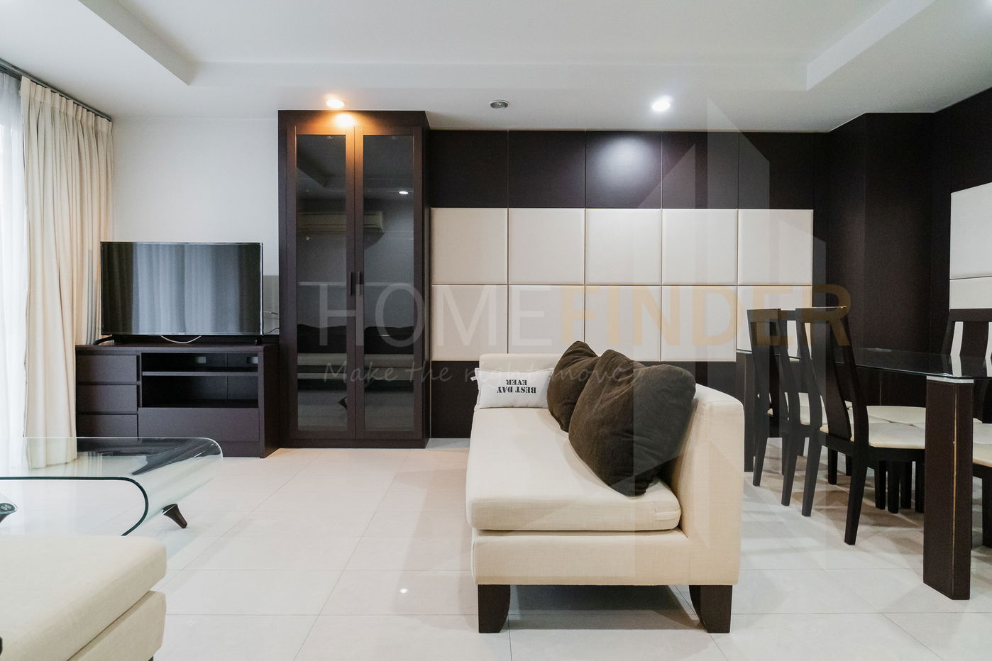 Avenue 61 condominium 2 bedrooms, for rent