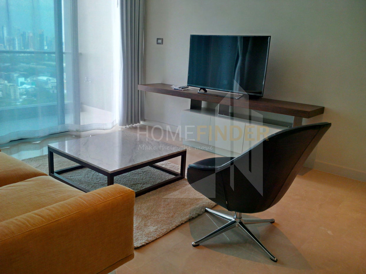 Sindhorn Residence 2 bedrooms, for rent