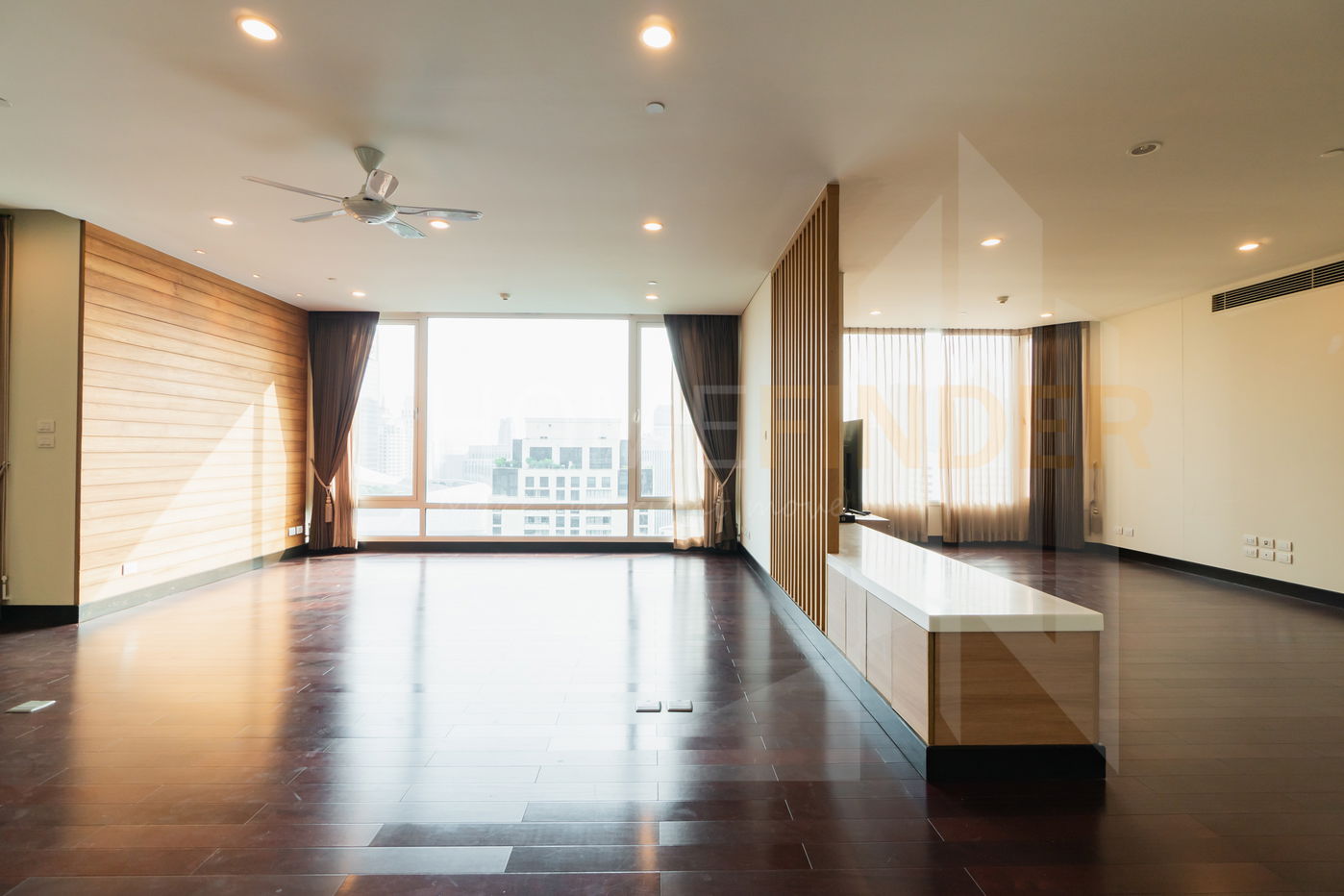 The Park Chidlom 3 bedrooms, for rent