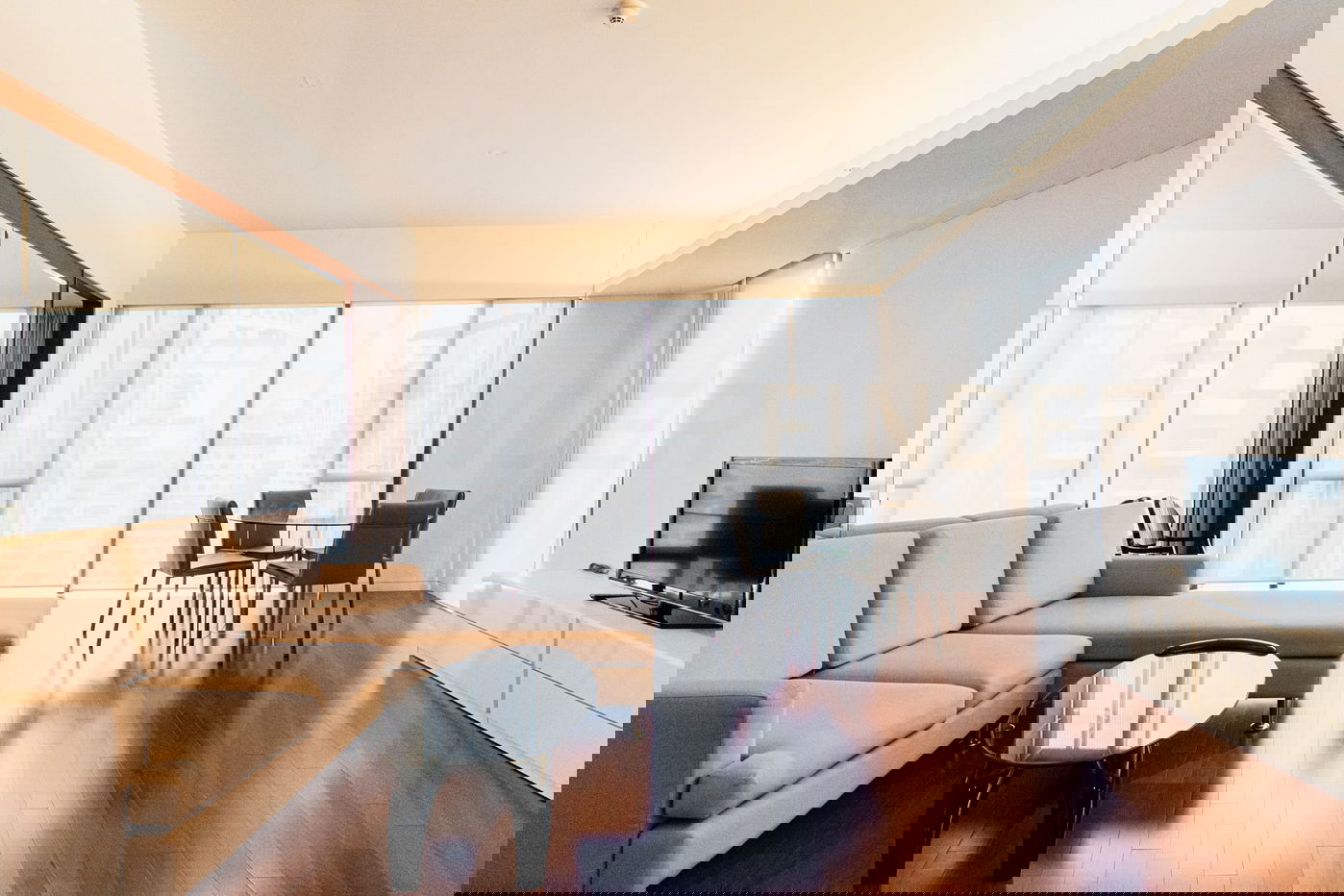 Hansar Rajdamri 2 bedrooms, for rent