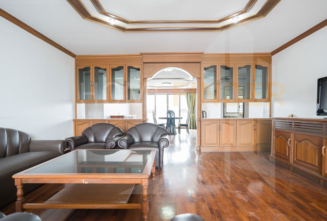 Regent on the Park 1 တွင် အိပ်ခန်း 3 ခန်း ငှားရန်ရှိသည်။