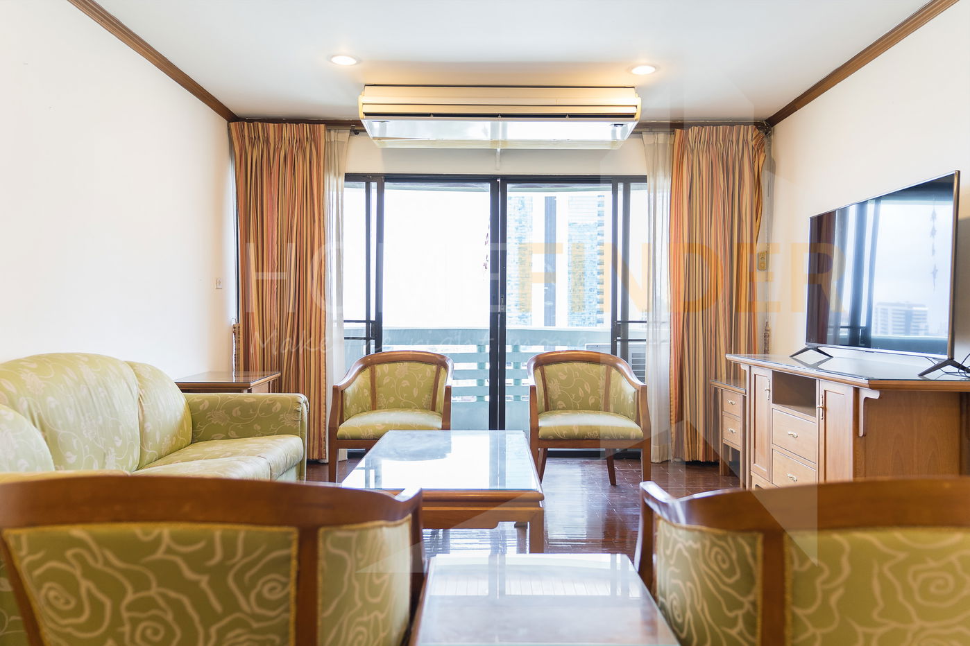 Le Premier 2 3 bedrooms, for rent