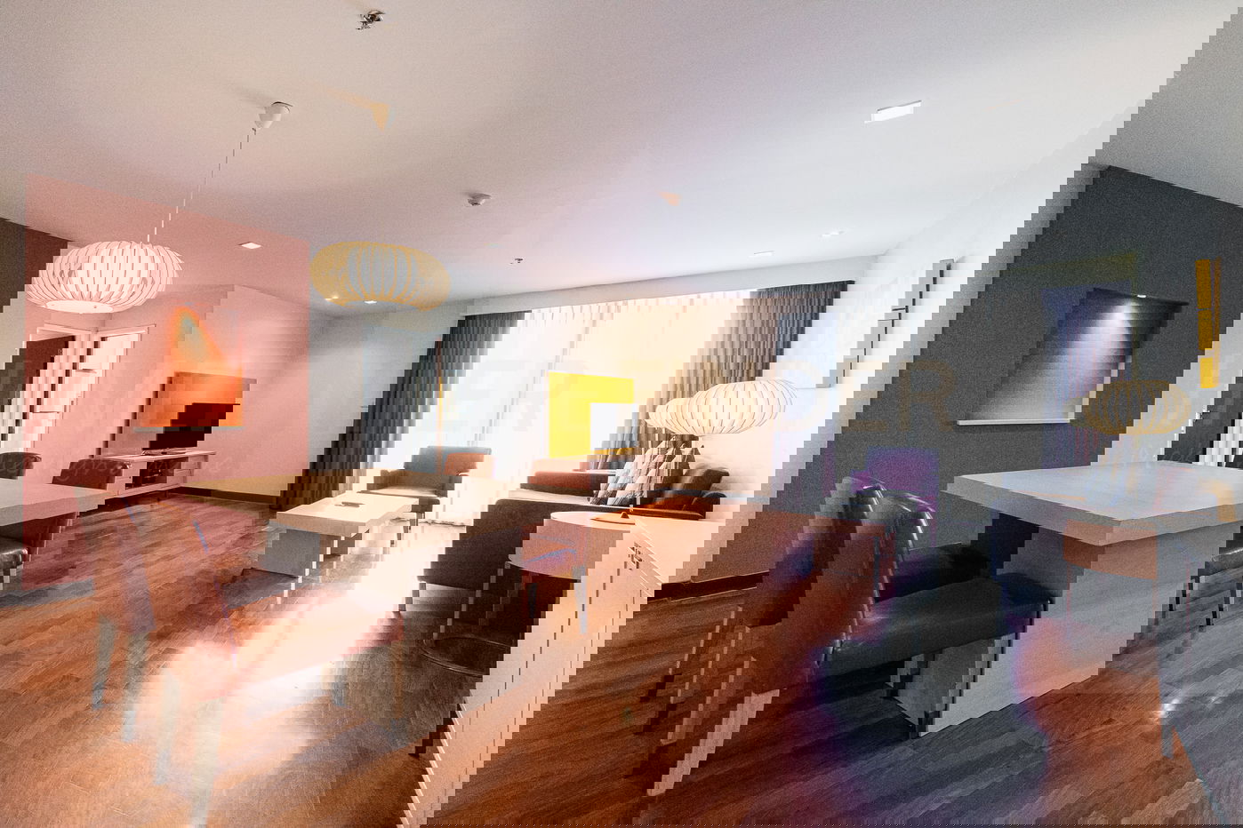 Urbana Langsuan (Premier) 2 bedrooms, for rent