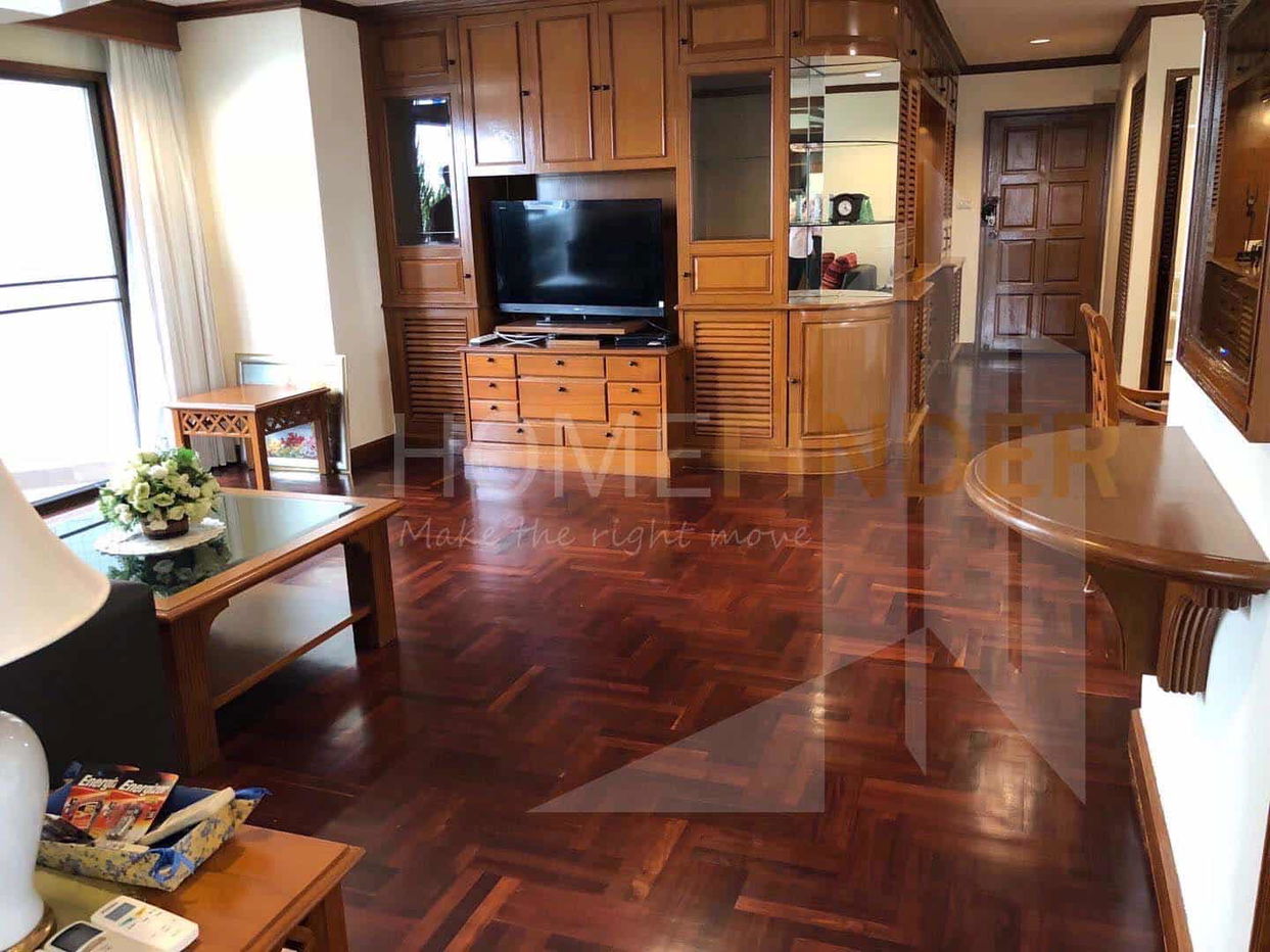 Richmond Palace တွင် အိပ်ခန်း ၃ ခန်း ငှားရန်ရှိသည်။