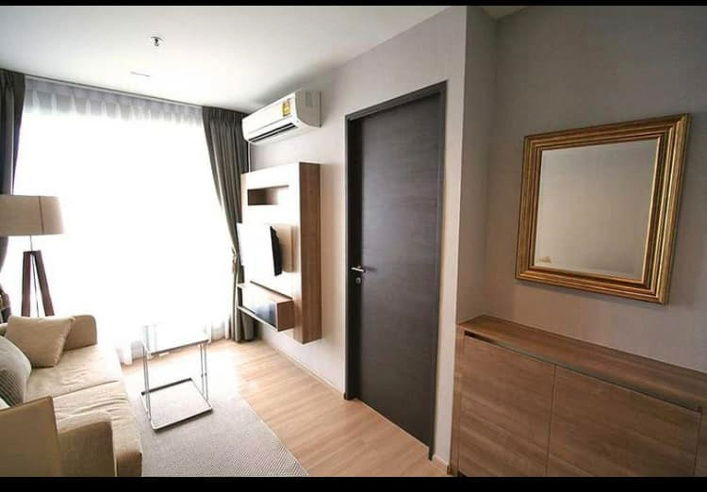 Rhythm Sathorn 1Bed 1Bath LineID : @Rizzestate