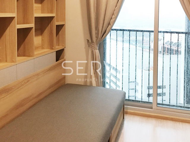 Swimming Pool View 1 Bed High Fl 15+ Next to MRT Thailand Cultural Centre 80 m. at Noble Revolve Ratchada 2 Condo / Condo For Rent