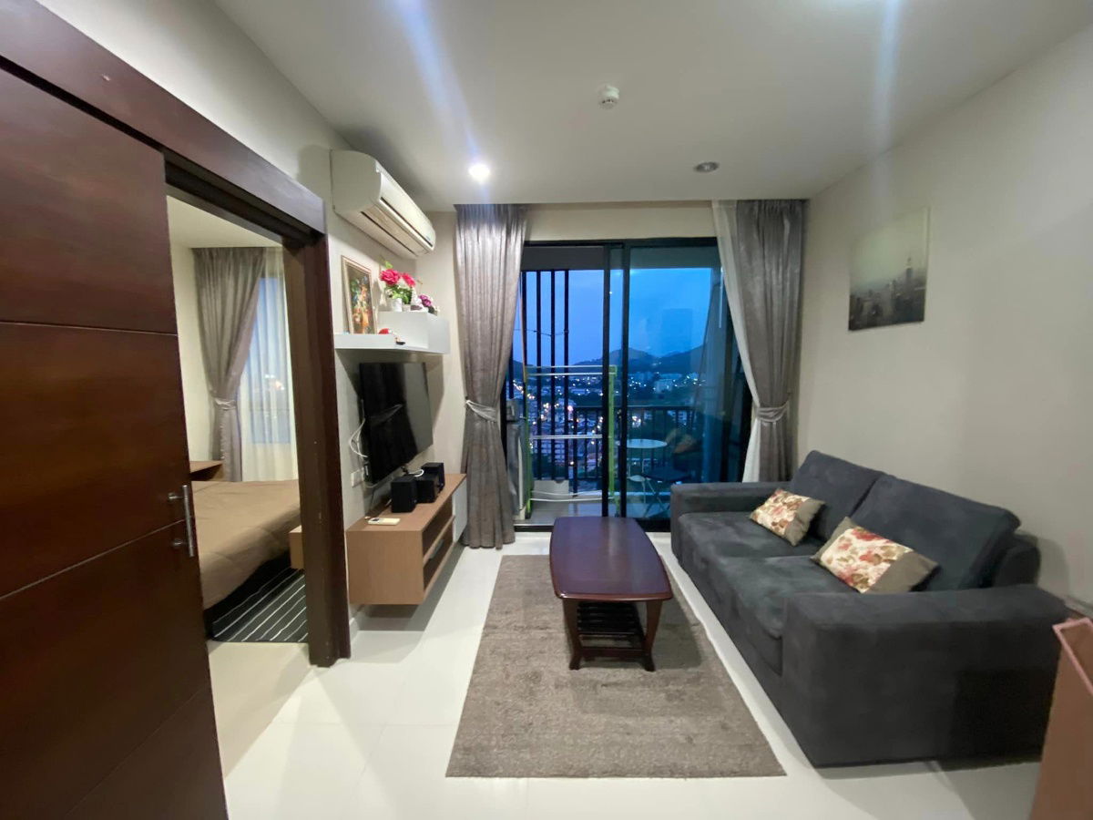 Condoe for rent The Sky Condo 19th floor fully furnished ( Sea View )